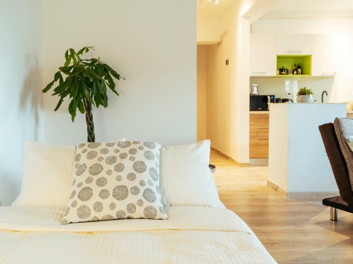 Bright And Spacious Central Apartment- Piata Amzei ブカレスト エクステリア 写真