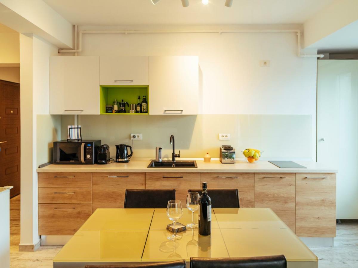 Bright And Spacious Central Apartment- Piata Amzei ブカレスト エクステリア 写真