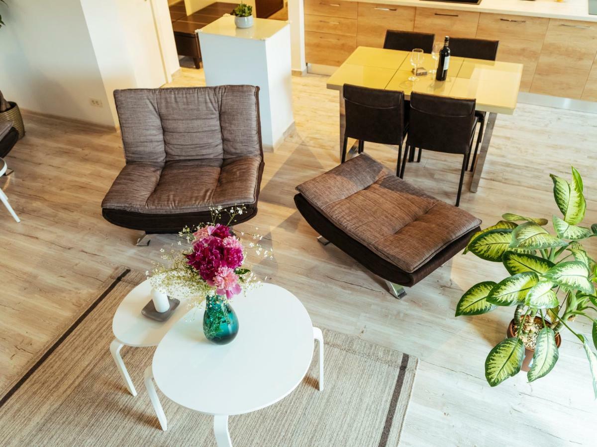 Bright And Spacious Central Apartment- Piata Amzei ブカレスト エクステリア 写真